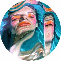 LIQUID IDENTITIES – LED Circle - Betty Mü 